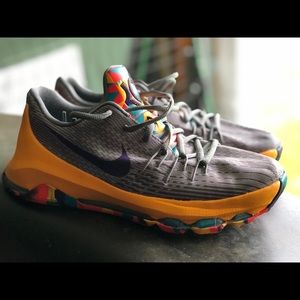 KD 8 , size 7 , never worn